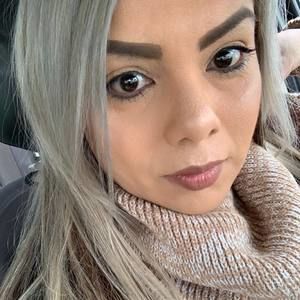 Meet your Posher, Vicky